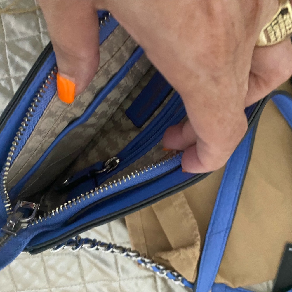 Karl Lagerfeld  tan crossbody blue only available cream sold!!! - Picture 8 of 9